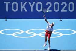 Tin Olympic 25/7: Djokovic than phiền về thời tiết. Lướt sóng ra mắt Olympic
