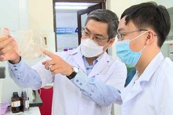 Phát triển thuốc hỗ trợ điều trị Covid-19