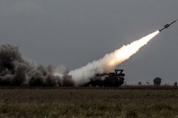 Phòng không Syria tuyên bố bắn rơi tên lửa Israel nhắm vào khu vực thủ đô