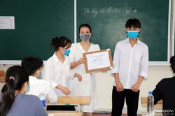Nữ sinh Trường THPT chuyên Phan Bội Châu đạt thủ khoa khối C toàn quốc