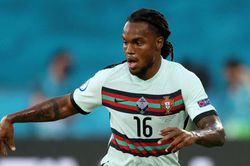 Liverpool quyết tâm có được chữ ký của Renato Sanches