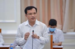 Phổ điểm tiếng Anh xuất hiện 2 đỉnh chưa từng có: Bộ GD&ĐT nói gì?