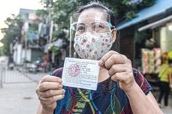 Bí thư Hà Nội yêu cầu phát phiếu đi chợ toàn thành phố