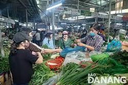 Giá các loại rau giảm mạnh