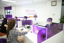 Giữa 'mùa' Covid 'đắng', ngân hàng vẫn lợi nhuận dày nhờ 'bầu sữa ngọt' tín dụng