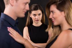 5 cách loại bỏ thói ghen tị