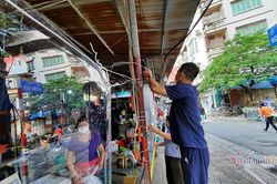 Chợ làng ngày giãn cách