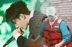 Kênh truyền hình chính thống Trung Quốc lên tiếng minh oan Vương Nhất Bác vướng lùm xùm cứu trợ lũ lụt