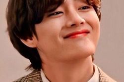 V BTS tiết lộ điều gì khiến anh vui và hạnh phúc nhất hiện nay