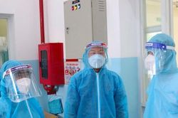 Chủ tịch HĐND TPHCM: 'Quận 3 cần hỗ trợ kịp thời người có hoàn cảnh khó khăn...'