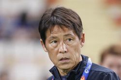 Thái Lan chính thức sa thải HLV Akira Nishino