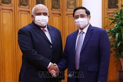 Thủ tướng Phạm Minh Chính tiếp Đại sứ Cuba; trao quà của Đảng, Nhà nước và nhân dân Việt Nam tặng Đảng, Nhà nước và nhân dân Cuba