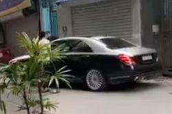 Vợ chặn đầu xe ô tô đánh ghen: Không ngừng quát tiểu tam, lấy gạch đập nát kính xe tiền tỷ của chồng và cái kết kinh hoàng
