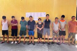 Triệt phá sới bạc chuyên nghiệp, bắt giữ 12 con bạc