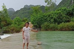 Quảng Bình: Một người dân kịp thời cứu sống 2 người bị đuối nước