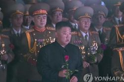Báo phương Tây đồn ông Kim Jong-un tiếp tục giảm cân vì 'gầy đi trông thấy'