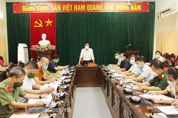 Quyết liệt triển khai các biện pháp dập dịch tại Phù Yên