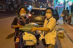Ca sĩ Phương Thanh: 'Người vận chuyển' giữa lòng Sài Gòn
