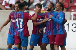 Giao hữu trước mùa giải: Barcelona, Man City thắng tưng bừng, Bayern Munich thảm bại