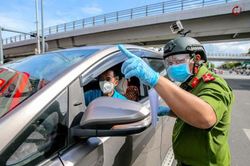 19 tỉnh, thành giãn cách thêm 14 ngày