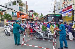 Từ 0h ngày 2/8, người dân tuyệt đối không tự di chuyển khỏi thành phố Hồ Chí Minh