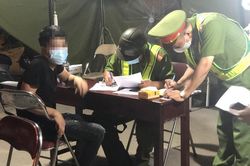 Hà Nội: Xử phạt 877 trường hợp vi phạm phòng chống dịch Covid-19
