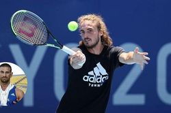 HLV của Tsitsipas chỉ trích BTC Olympic Tokyo đối xử 'như tội phạm'