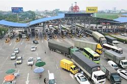 Yêu cầu người dân không ra khỏi Hà Nội trong thời gian giãn cách xã hội