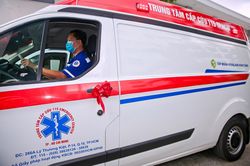 TP.HCM bàn giao 226 xe chở người mắc Covid-19