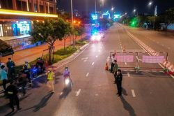 TP.HCM: Cho phép dịch vụ vận chuyển bưu chính hoạt động sau 18 giờ