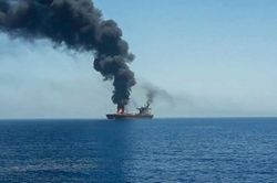 Tàu chở dầu Israel bị tấn công: Iran cảnh báo các hành động trả đũa