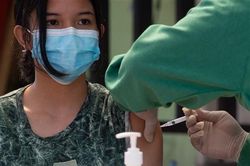 Dịch COVID-19: Indonesia tuyên bố đã tránh được 'kịch bản tồi tệ nhất'