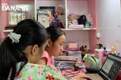 Nở rộ khóa học trực tuyến