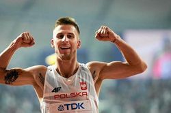 Lewandowski được trọng tài ưu ái, bất chấp quy tắc ở Olympic Tokyo thế nào