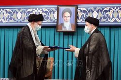Tân Tổng thống Iran E.Raisi cam kết cải thiện nền kinh tế quốc gia