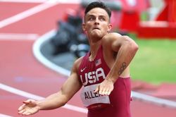 Màn ăn mừng gây chú ý ở Olympic