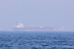 Lực lượng thân Iran bị nghi cướp tàu chở dầu trên biển UAE