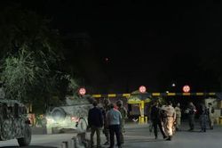 Thủ đô Afghanistan rung chuyển vì vụ đánh bom nhằm vào tư dinh Bộ trưởng Quốc phòng