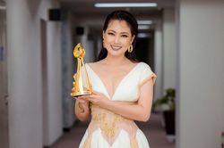 Bị nói là 'con khùng' bị chồng bỏ', Ngọc Lan đáp trả: 'Em là con khùng còn chị là con tôm'
