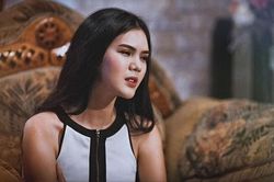 Ngọc Trinh: 'Tôi bị bệnh đến nôn ra máu mà anh ta chẳng quan tâm và ngoại tình'