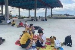 Y tế - Sức khỏe Y tế - Sức khỏe Phức tạp xe dịch vụ chở người về từ các tỉnh, thành đang áp dụng Chỉ thị 16