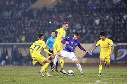 Khi ngoại binh 'tháo chạy' khỏi V-League