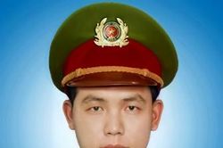 Truy tặng Huân chương Chiến công hạng Nhì cho Đại úy Phan Tấn Tài