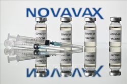 EU đặt mua trước vaccine của hãng Novavax