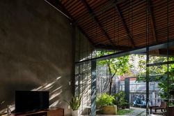 Độc đáo với nhà cấp 4 không cửa, dùng vườn để 'bẫy' gió ở TP. Hồ Chí Minh