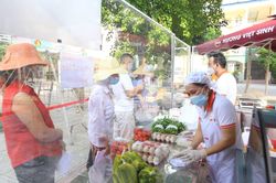 Hà Nội: Điểm bán hàng lưu động thuận lợi cho người dân trong mùa dịch