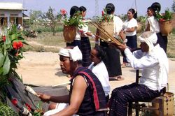Tôn trọng sự khác biệt về sắc thái văn hóa