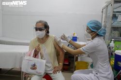 Trước ngày 8/8, TP.HCM phải tiêm xong toàn bộ vaccine Pfizer và Moderna