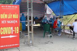 Nhiều người đi xe máy từ miền Nam về Lào Cai, Yên Bái dương tính SARS-CoV-2