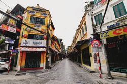 Hà Nội tiếp tục giãn cách xã hội đến 6h ngày 23/8